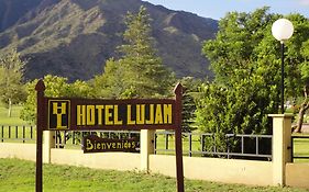 Hotel Lujan